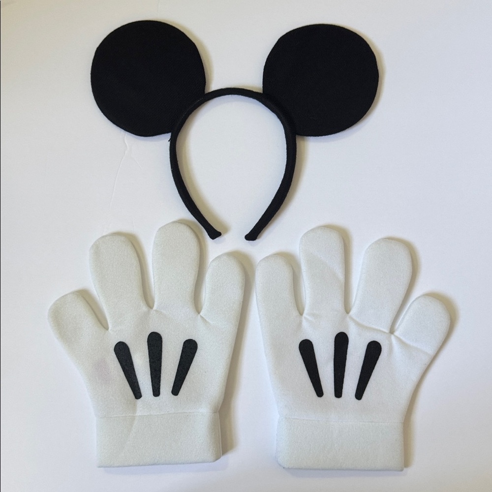 Mickey Mouse Gloves & Ears Set - Picture 3 of 4